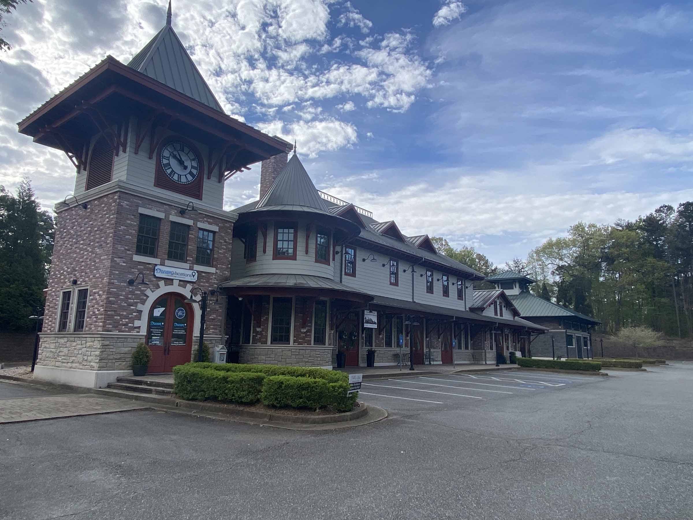 House Painting Contractors Near Me In Pickens County, Ga (7)